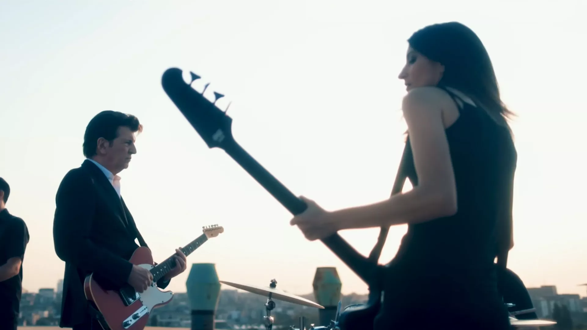 Bunt: E-play, album "Diši duboko"