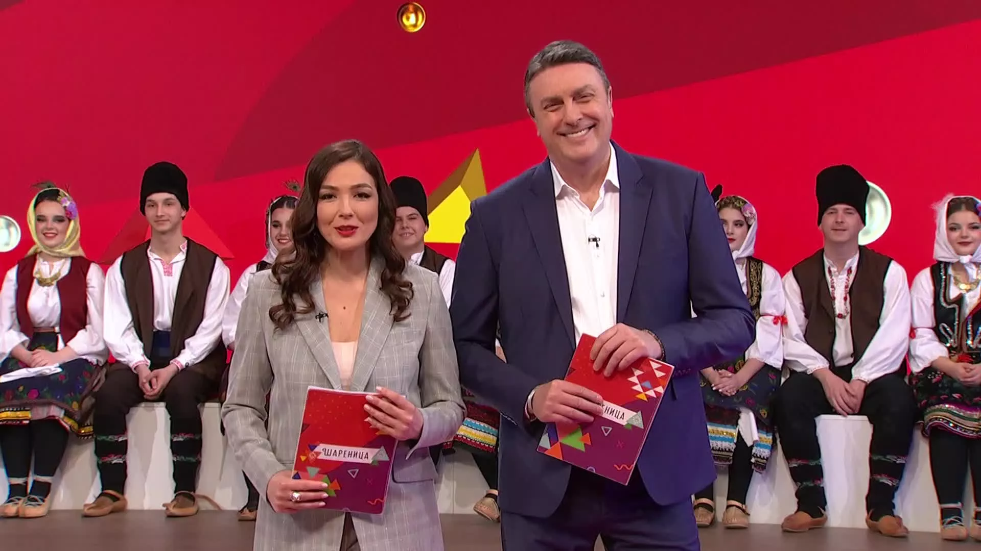 Šarenica: Izvor serijski, zaplet rakijski