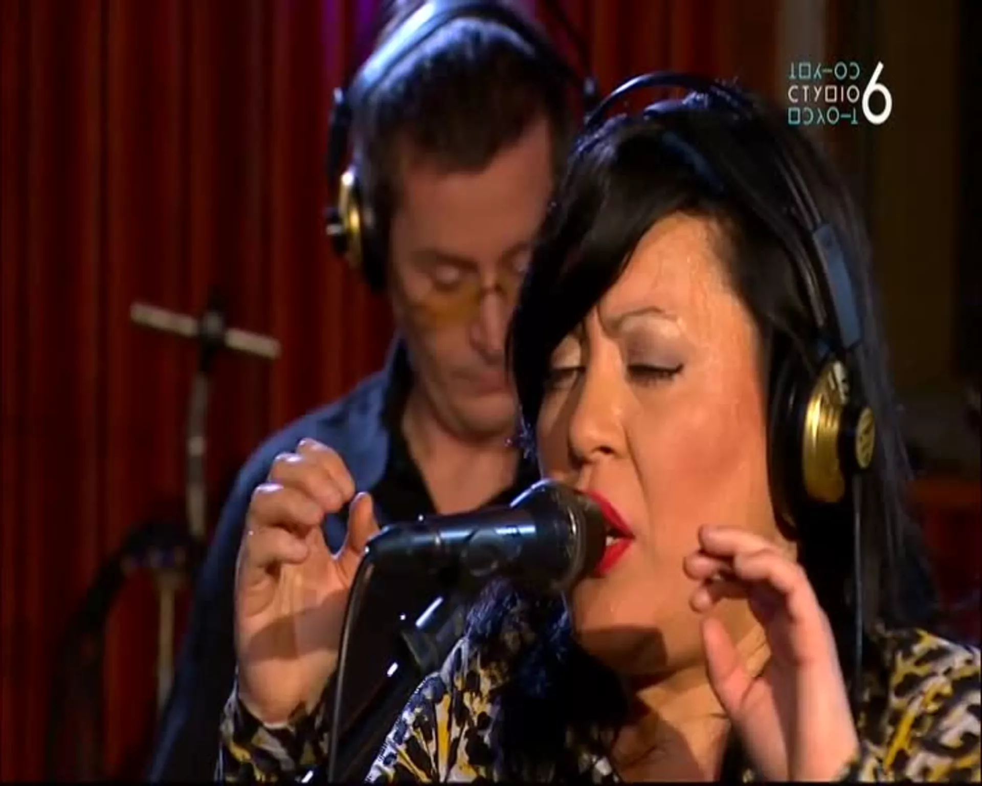 Studio 6 – Halftones