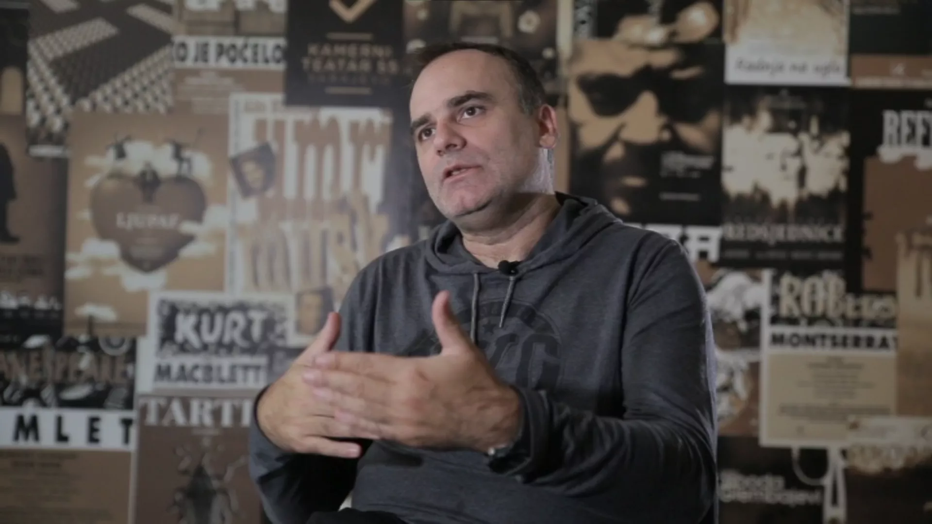 Teatrologike: Dino Mustafić