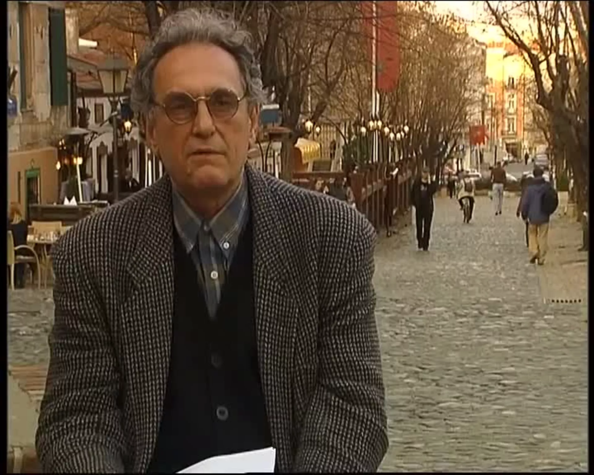Biseri arhive: Stvarnost je samo bledi odsjaj pesme - Vladislav Petković Dis