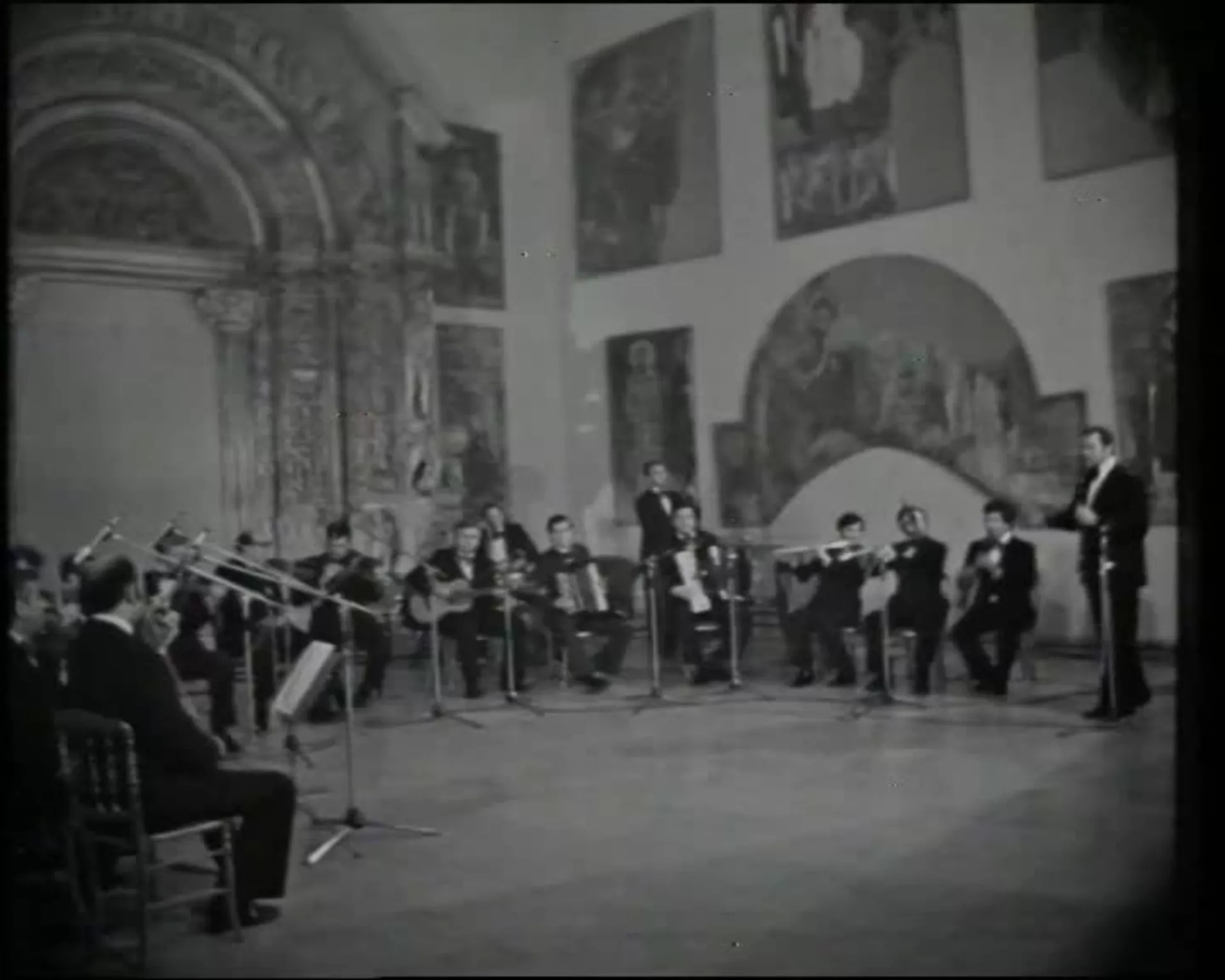 Koncert Narodnog orkestra RTB pod upravom Bokija Miloševića