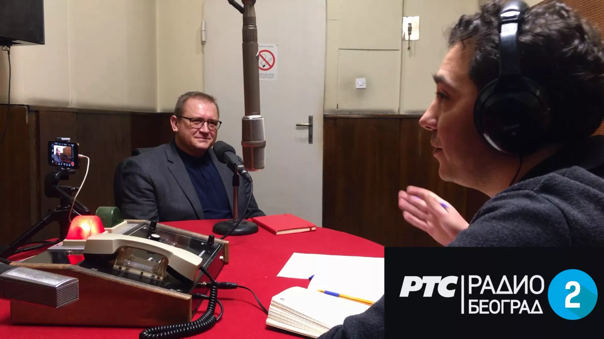Nevidljivi ljudi – Video killed the radio star?