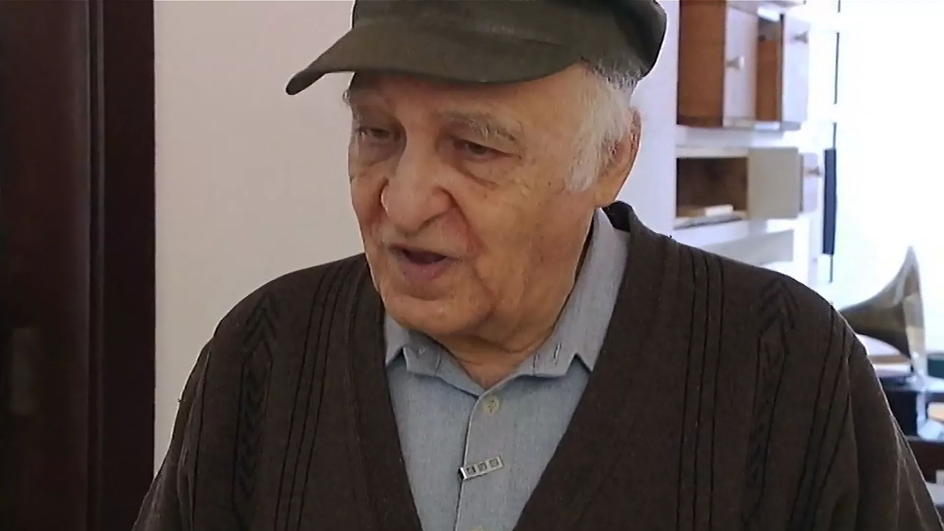 Ostavi sve i čitaj – Filip David