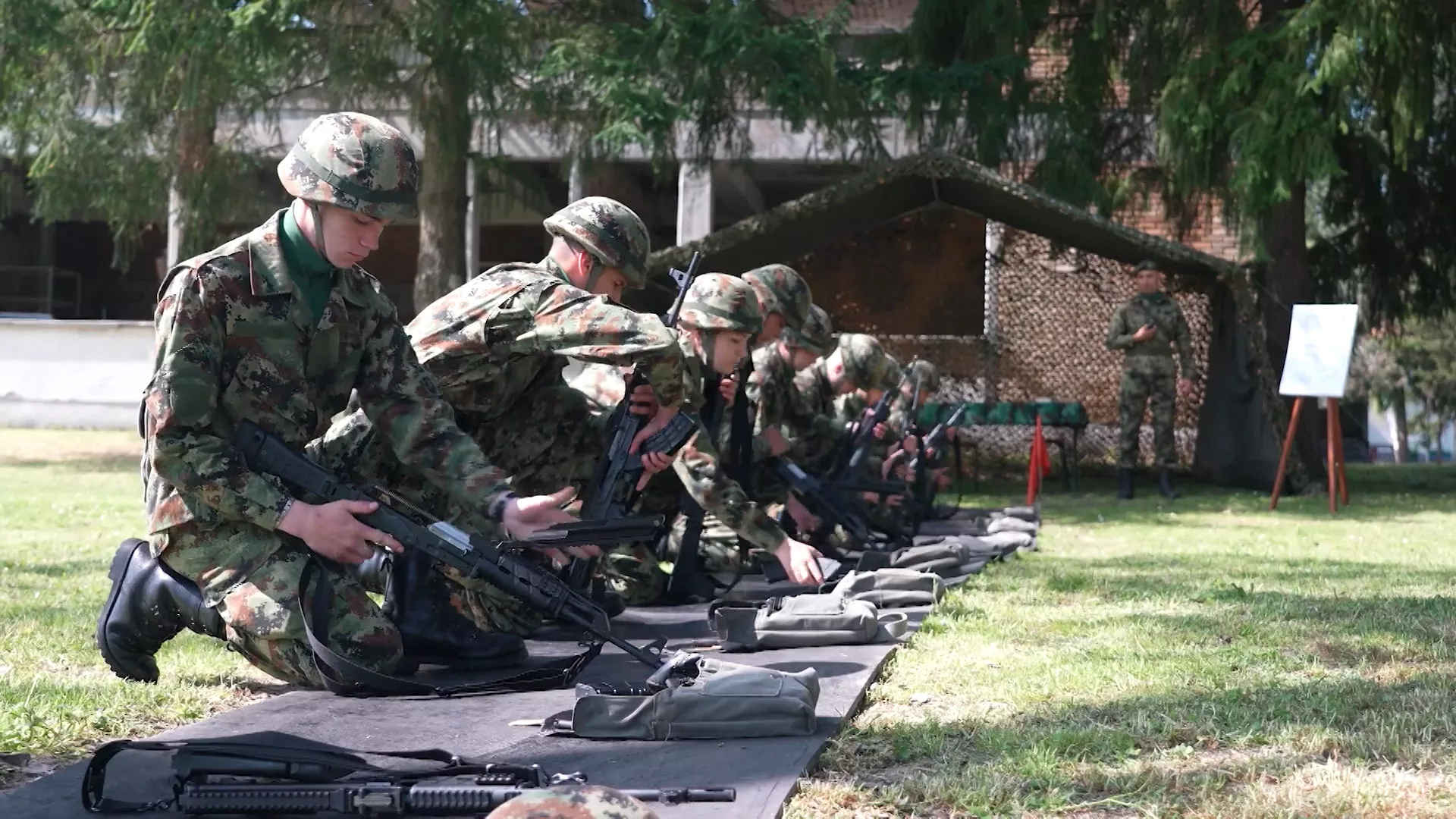 Дозволите… Летња обука извиђача Војске Србије