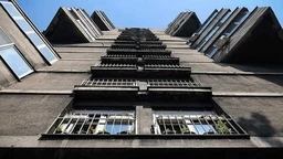 Архитектура данас: Брутализам (R)