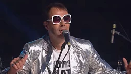 Слушај 'вамо!