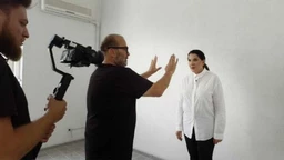 Документарни филм: Повратак кући – Марина Абрамовић и њена деца (R)