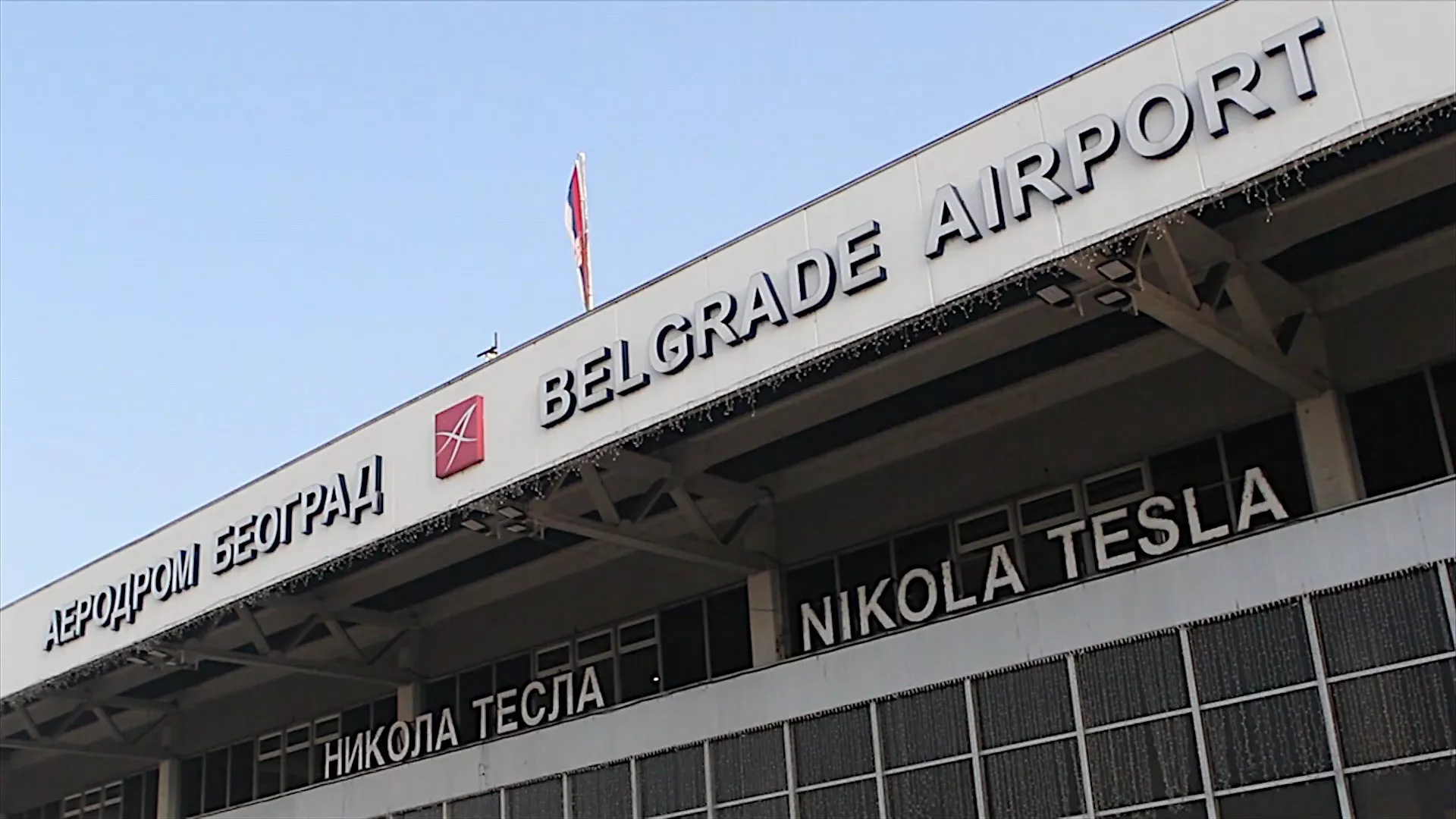 Trag: Arhitekte jednog aerodroma