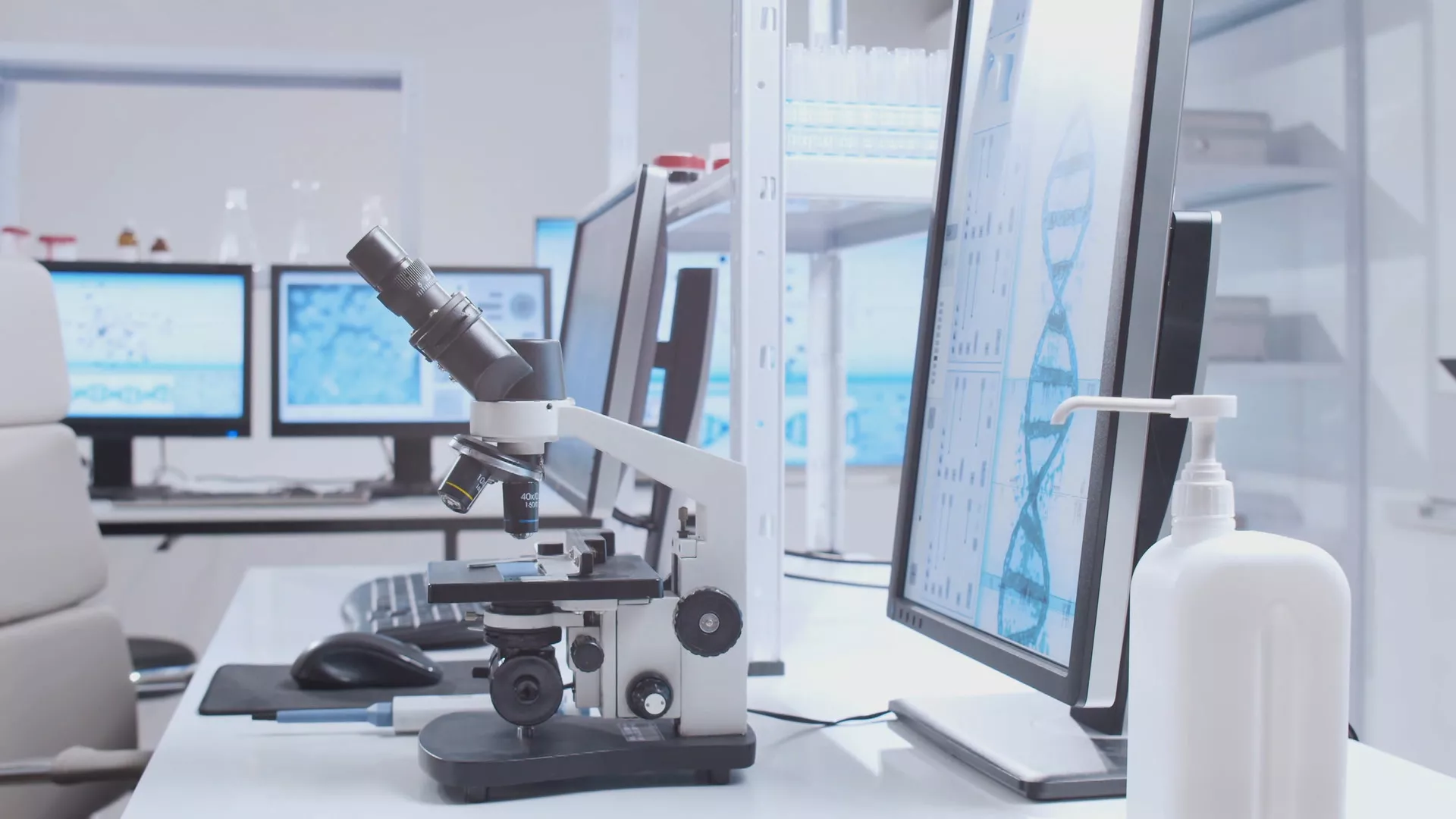 VI i mi: Biomedicina u eri algoritma