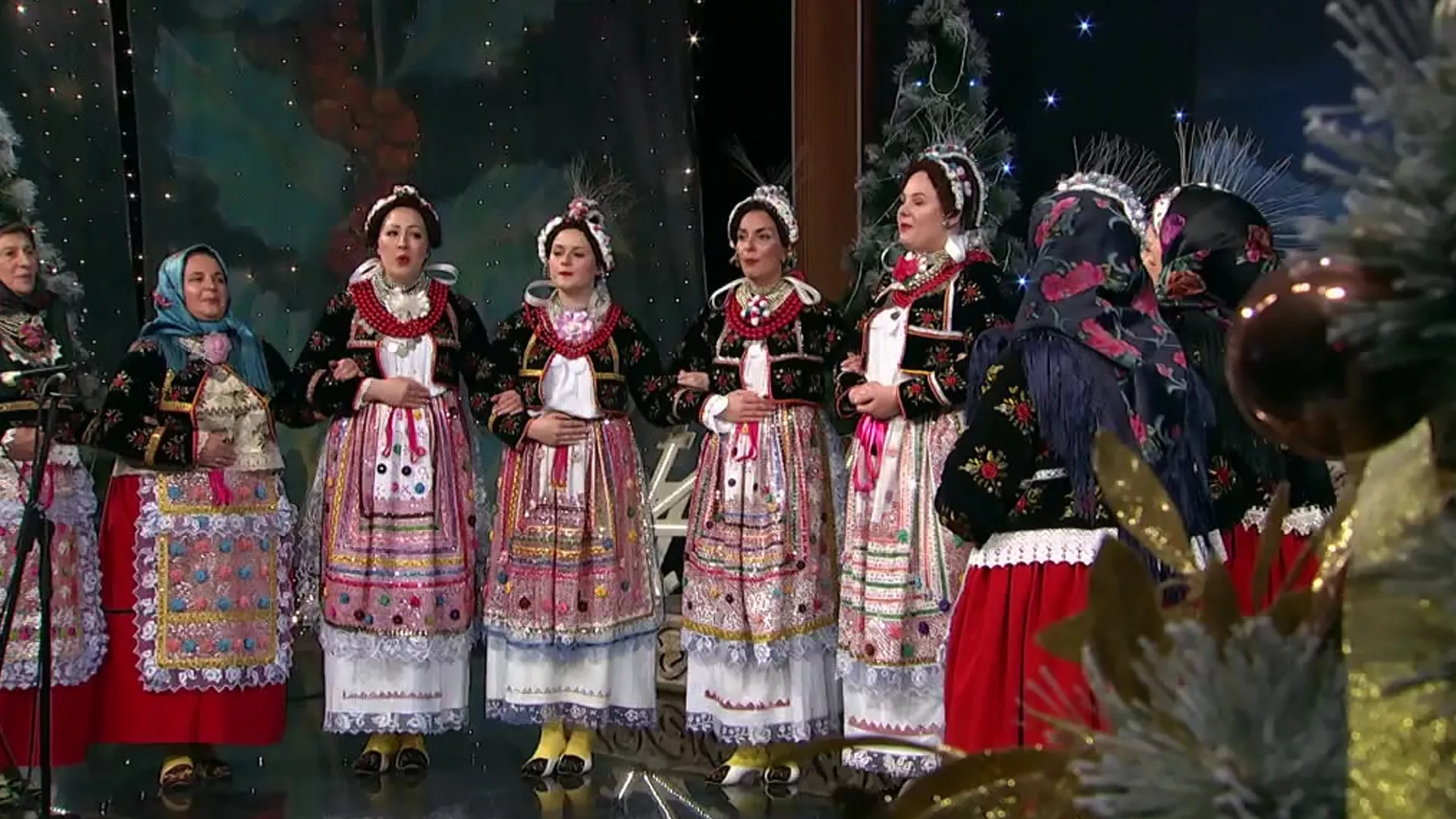 Сви наши Божићи (по грегоријанском календару)
