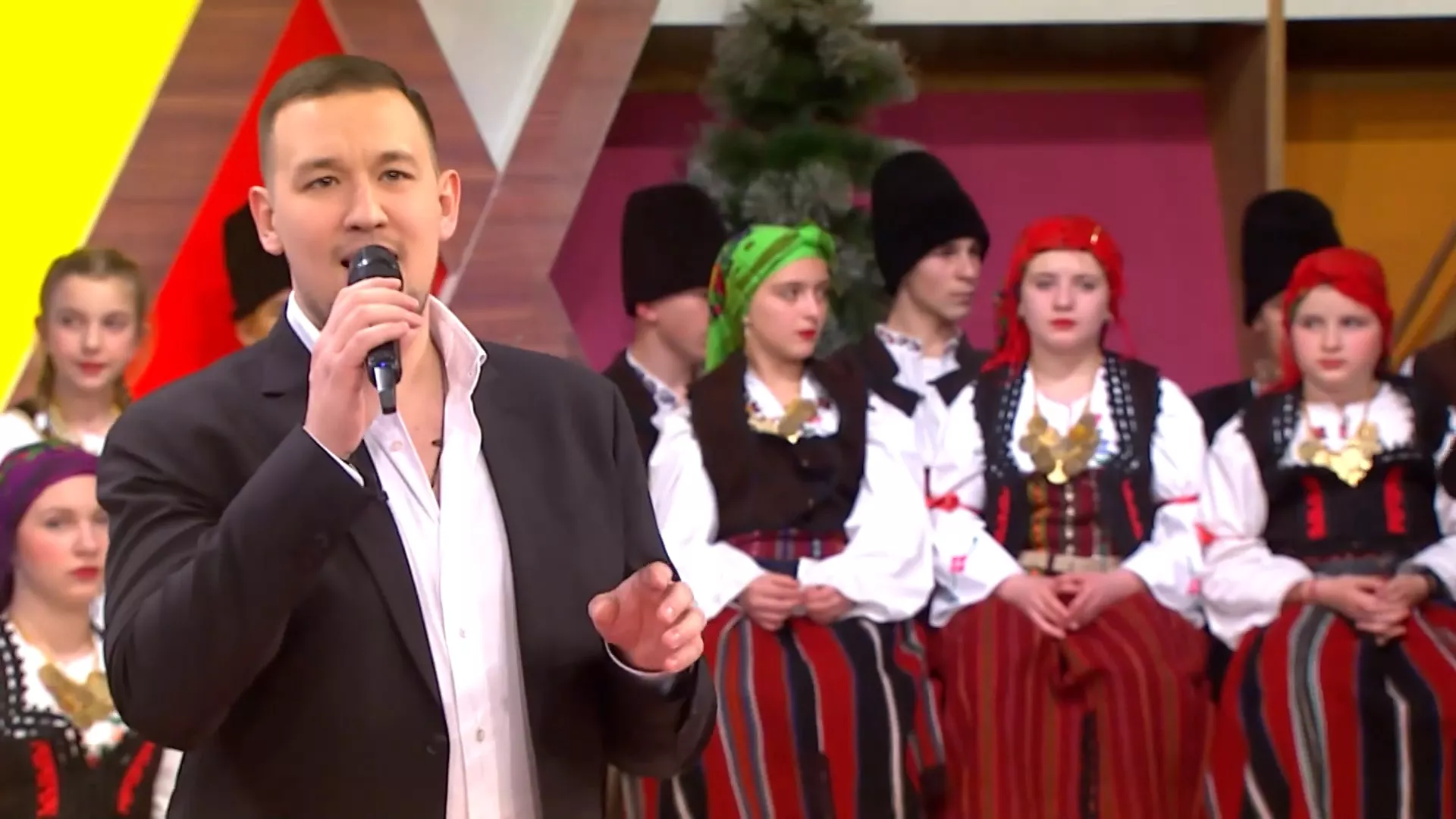 Урош Живковић – Снег је опет Снежана, Авантура