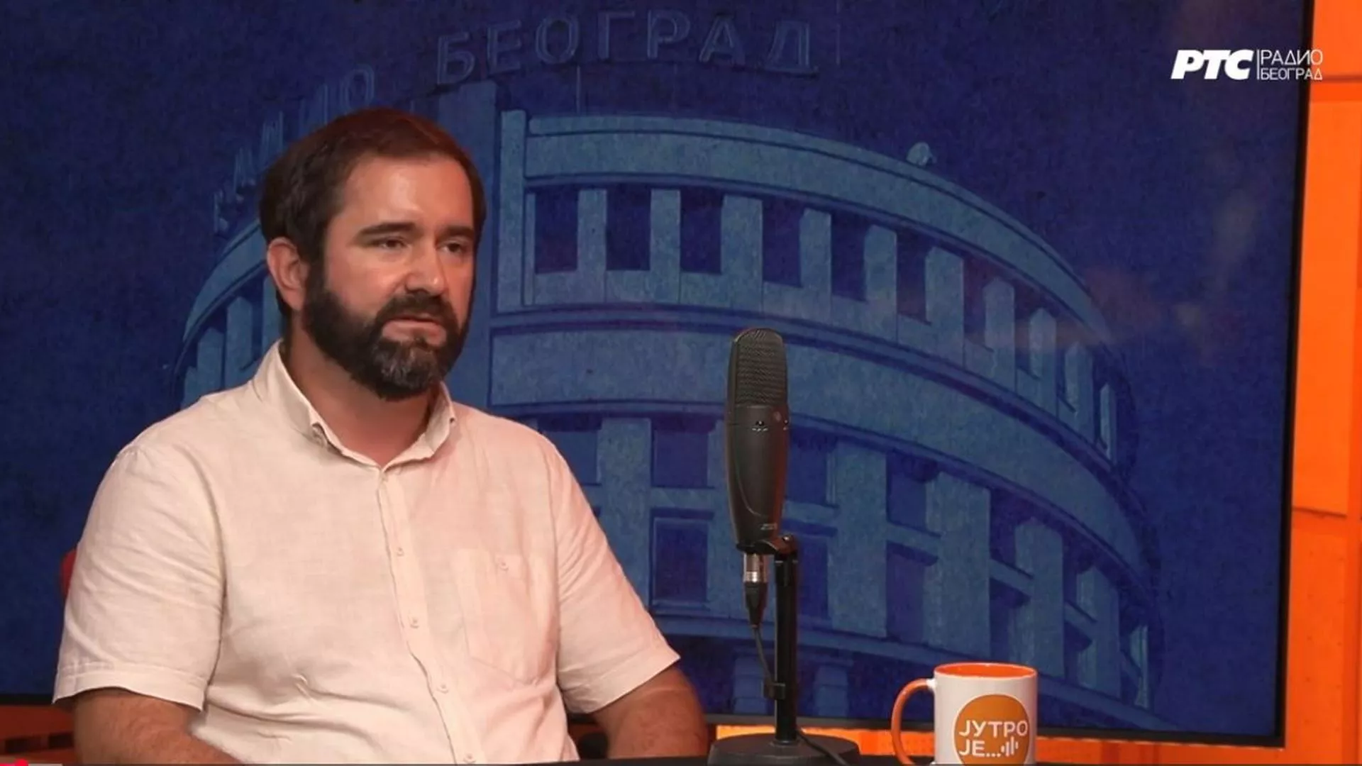 Јутро је - Александар Латиновић