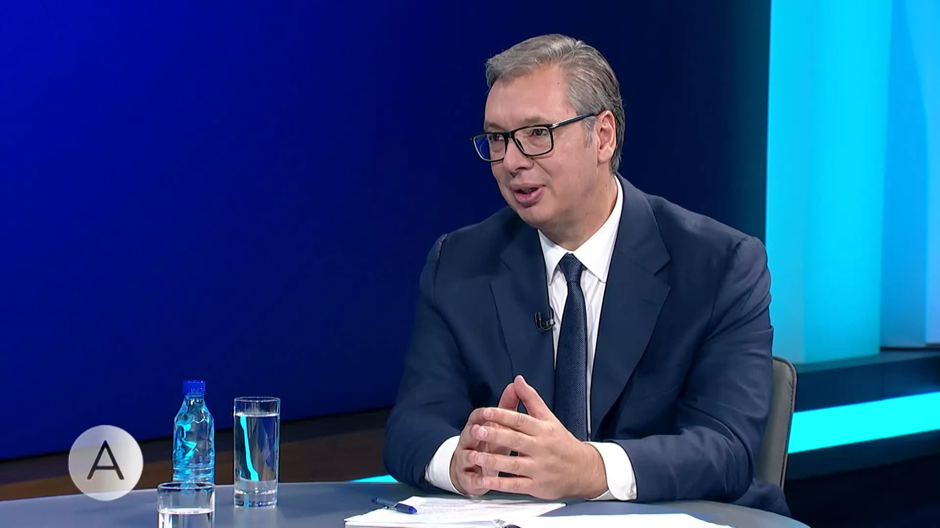 За столом са Апостолом: председник Србије Александар Вучић