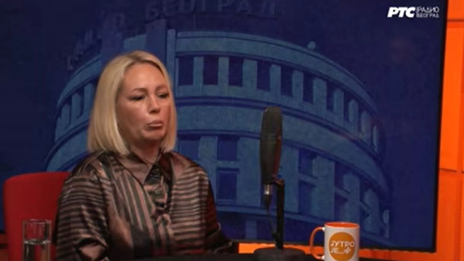 Јутро је - Ивана Маринковић