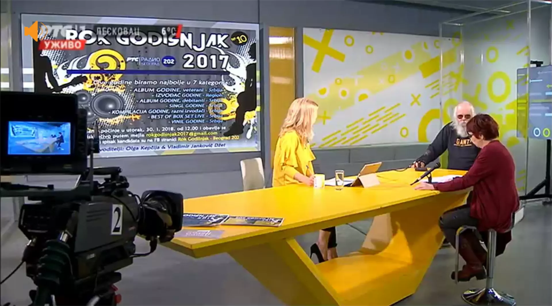 Olga Kepčija i Vlada Džet najavljuju „Rok godišnjak 2017.” u TV emisiji „Tako stoje stvari”