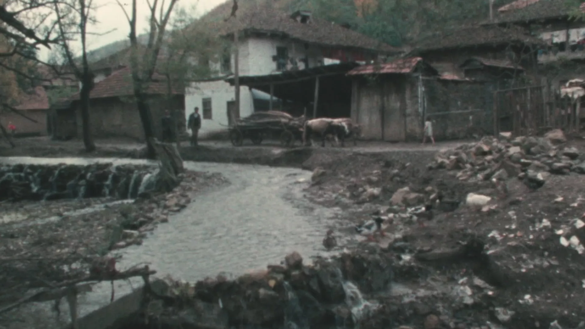 Karavan: Oko Prištine