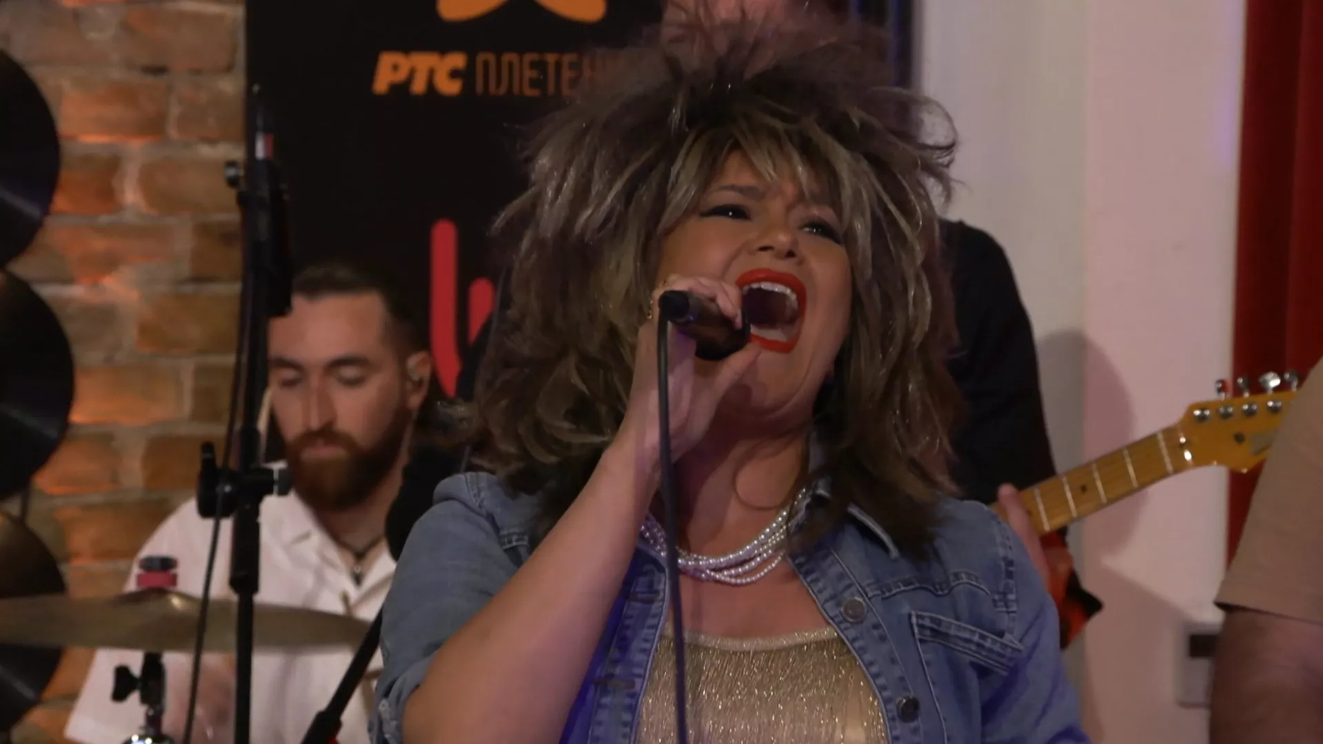 GOLDEN TINA – TRIBUTE TO TINA TURNER