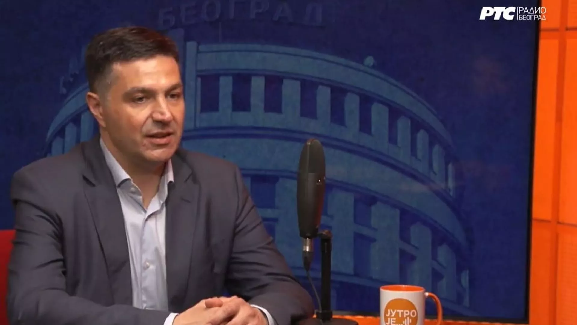 Jutro je - Dragoslav Pavlović