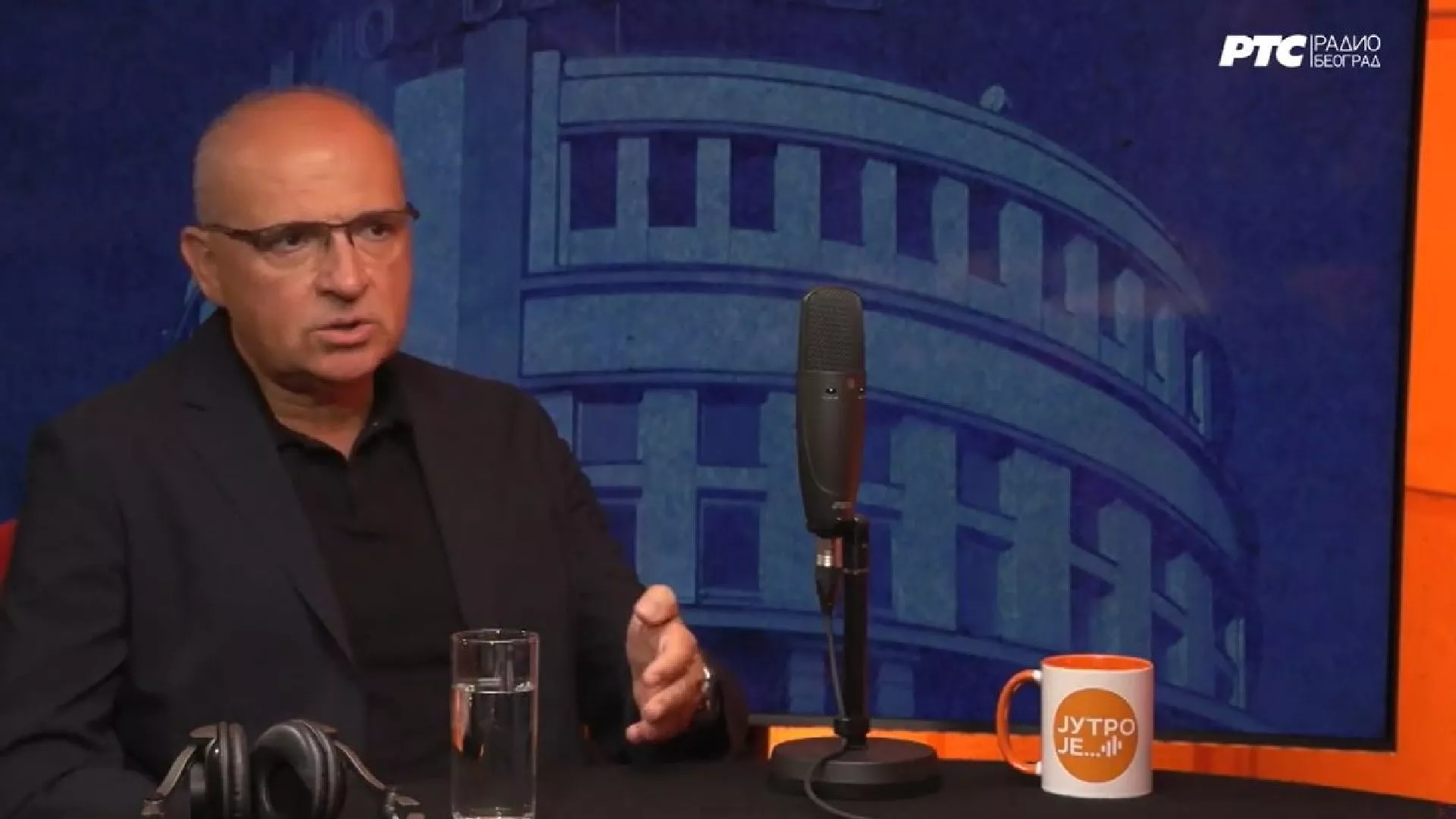 Jutro je - Nebojša Milosavljević